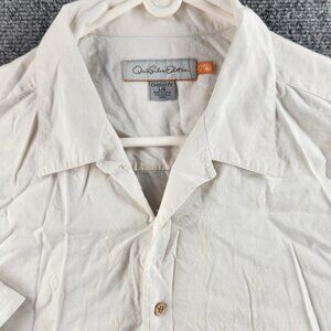 Quiksilver Comfort Fit White Button Up Shirt Short Sleeve Surf Large Embroidered
